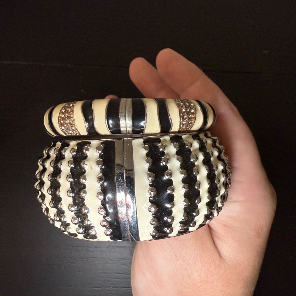 Black and White Bracelet Set | Chunky Statement Bangle + Enamel Stripe Bangle - Picture 6 of 7